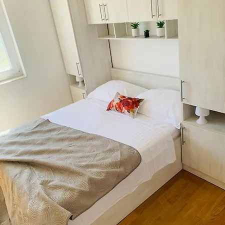 Lejlighed Nika *