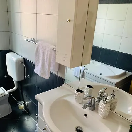 Lejlighed Nika Sukošan